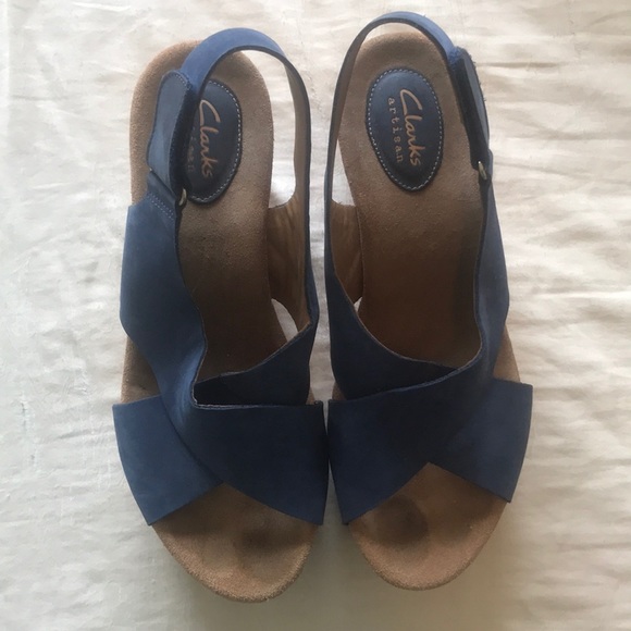 CLARKS LEATHER & CORK SANDALS - Picture 2 of 8